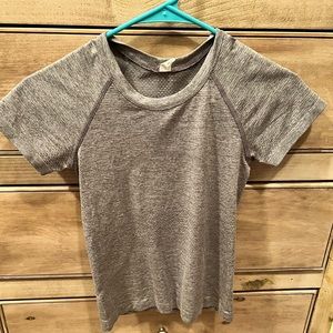 Lululemon top